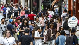 Salários ajudam a reduzir pobreza em 22 regiões metropolitanas