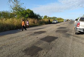 Motociclista morre após acidente com caminhonete na AL-130