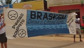 Moradores fazem novo protesto contra a instalação da Braskem no litoral norte