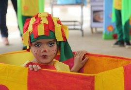Fliarinha leva literatura infantil a crianças do Município