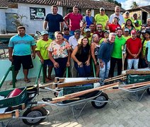 Trabalhadores rurais de Viçosa recebem mais de 180 kits agrícolas