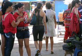 Presidente Lula anuncia projeto para igualar salários de homens e mulheres