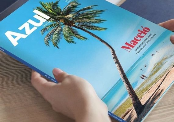 Destino Maceió estampa capa da Azul Magazine