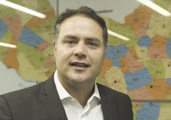 Renan Filho usa o Twitter para se posicionar contra o ministro de Bolsonaro