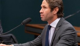 Pedro Vilela solicita urgência na votação do piso salarial nacional da enfermagem