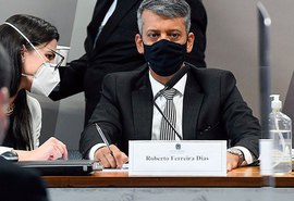 Após pagamento de fiança, Roberto Dias vai responder em liberdade