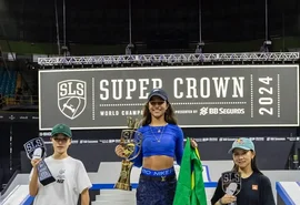 Rayssa Leal vence no fim e se torna tricampeã mundial de skate street