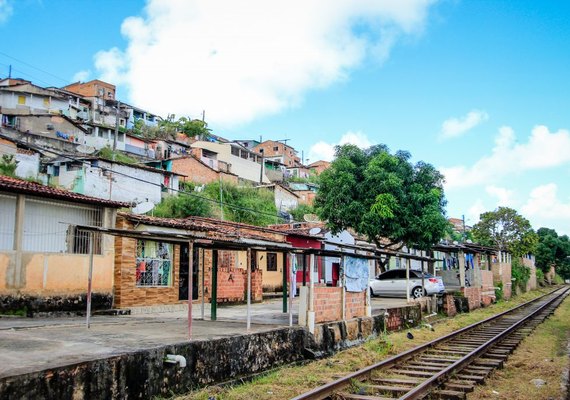 Prefeitura inicia cadastro de moradores da encosta do Mutange e Jardim Alagoas