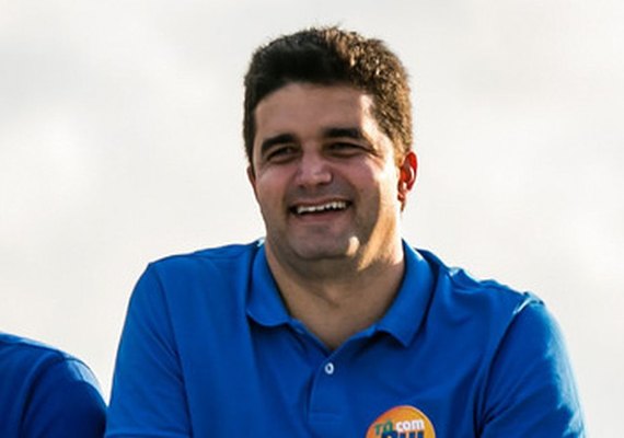 Rui lança pré-campanha ao governo: “Alagoas quer seguir em frente”