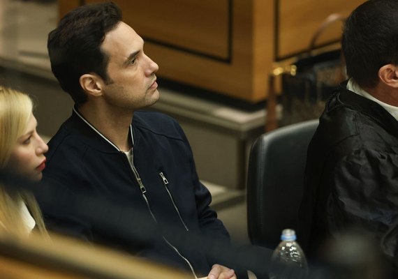 Jovem relata agressões físicas e tentativa de afogamento por Dr. Jairinho