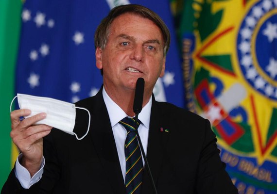 MPE pede que Bolsonaro seja multado por propaganda eleitoral antecipada