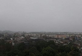 Chuva e nebulosidade marcam início da semana em Alagoas