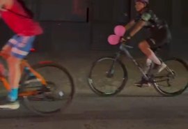 Grupo realiza pedalada em conscientização ao câncer de mama em Maceió