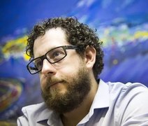 Dono da Veja jantou com Flávio Bolsonaro antes de reportagem sobre Lula e Vorcaro