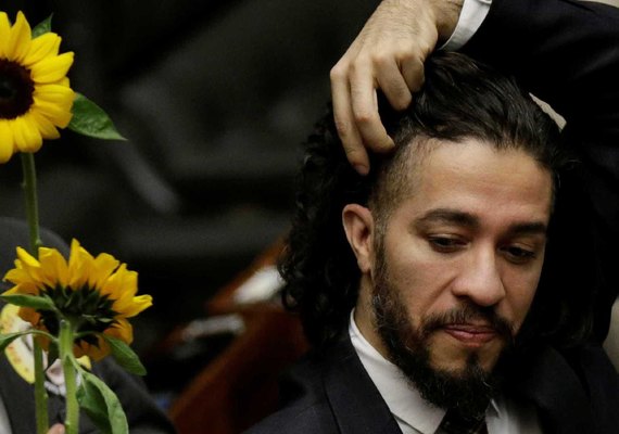 As ameaças que levaram Jean Wyllys a sair do Brasil
