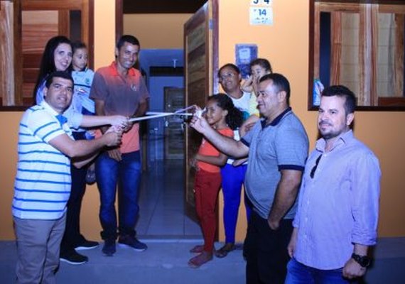 Moradia Digna: Prefeitura realiza entrega de casas no Povoado Chã da Imbira