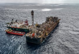 Petroleiros apresentam propostas para fortalecer controle estatal da Petrobras
