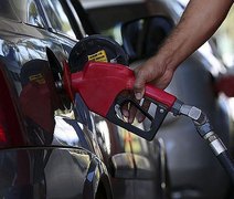 Ministro diz que governo dá resposta certa a aumento de combustíveis