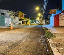 Há 18 anos sem receber recapeamento, Rua Jangadeiros Alagoanos passa por recuperação