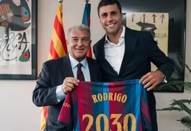 Barcelona anuncia Rodri como reforço após título da Copa do Mundo