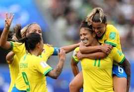 Dificuldades do futebol feminino no Brasil é tema de podcast