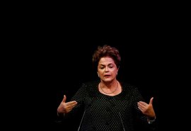 Dilma diz ser mentira que Petrobras estava falida