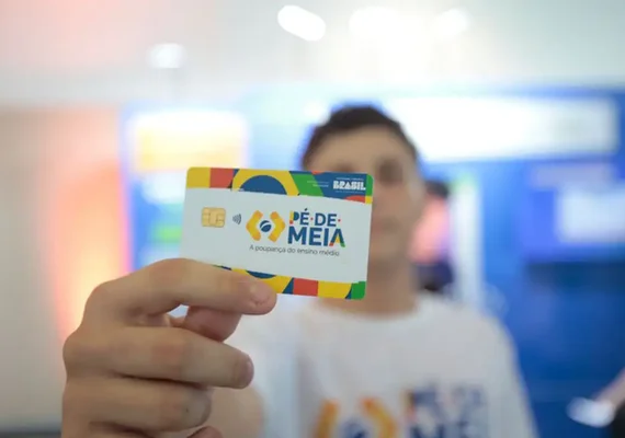 TCU autoriza retomada dos pagamentos do programa Pé-de-Meia