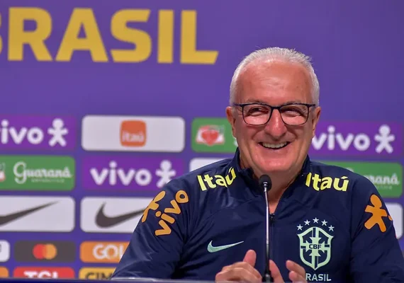 Técnico da Seleção Brasileira, Dorival fala em resgate do torcedor e comenta futuro de craque: ‘Aprender a jogar sem’