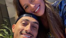 'Tem pão para todo mundo': esposa de Raphinha se declara ao jogador após fala de Vampeta
