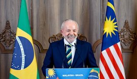 Presidente Lula diz que trocou telefone com Donald Trump