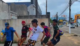 Grupo de Maceió viraliza com vídeos que unem K-pop à estética brasileira