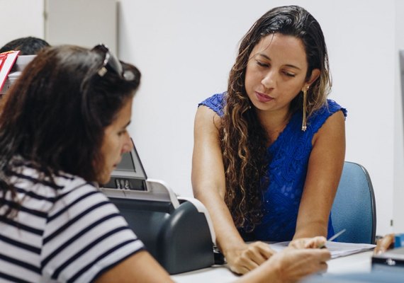 Servidores são convocados para recadastramento presencial