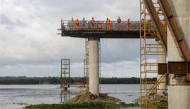 Ponte entre Penedo e Neópolis avança e previsão é de entrega ainda este ano, diz Renan Filho