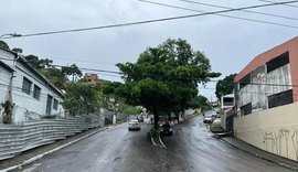 Ladeira do Trovão é reaberta após demolição de imóveis em risco e medidas preventivas