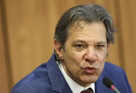 Haddad conversará com papa Francisco sobre taxação de super-ricos