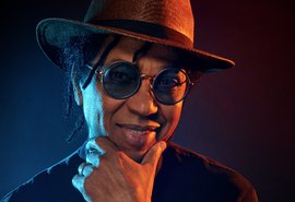 Djavan apresenta Turnê Vesúvio em Maceió
