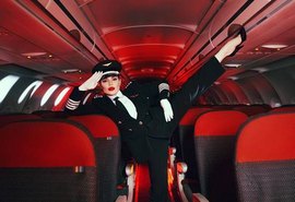 GKay freta avião para levar convidados para Farofa em Fortaleza