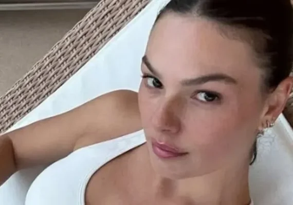 Isis Valverde revela doença e diz já ter sido internada três vezes esse ano