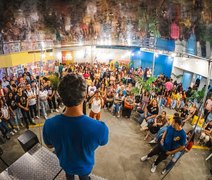 Abertura de comitê de Rafael Brito reúne centenas de pessoas na Fernandes Lima