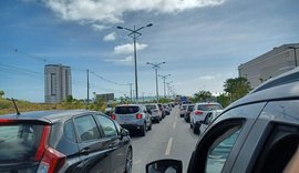 Obras na Avenida Gustavo Paiva causam congestionamentos na região