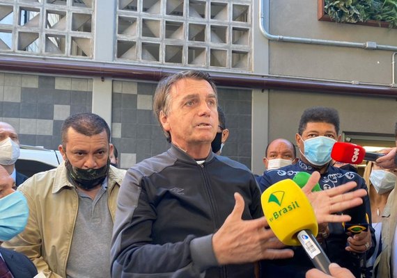 Após quatro dias internado,  Jair Bolsonaro recebe alta médica