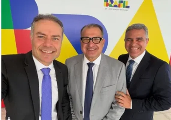 Santoro assume Ministério dos Transportes; Praxedes é o número dois