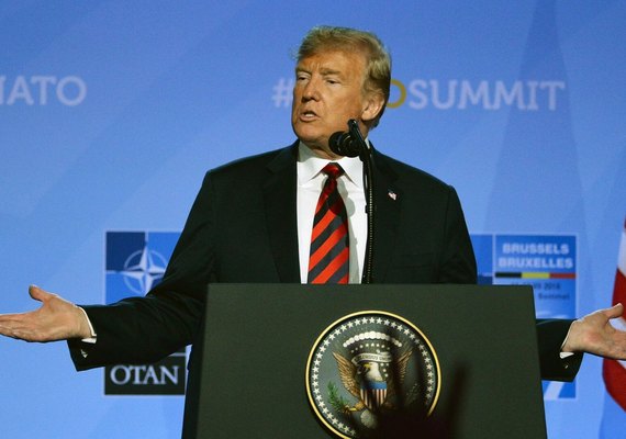 Trump critica burocracia da OTAN e questiona influência dos EUA no bloco