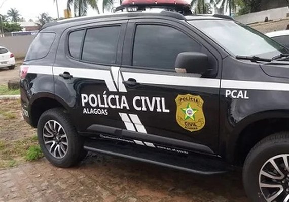 Polícia Civil realiza operação contra o tráfico em Feira Grande e prende dois suspeitos