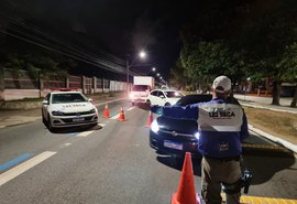 Homem é preso por porte ilegal de arma de fogo durante Operação Lei Seca