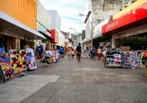 Centro de Maceió registra novos furtos de cabos e vandalismo em equipamentos públicos