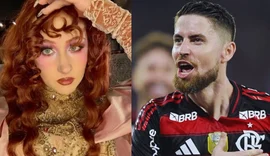 Chappell Roan comenta polêmica com filha de Jorginho, do Flamengo, no Lollapalooza