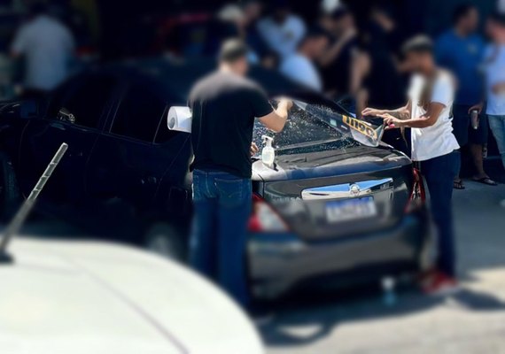 Carros de aplicativo não podem  ser adesivados com propaganda eleitoral, esclarece TRE