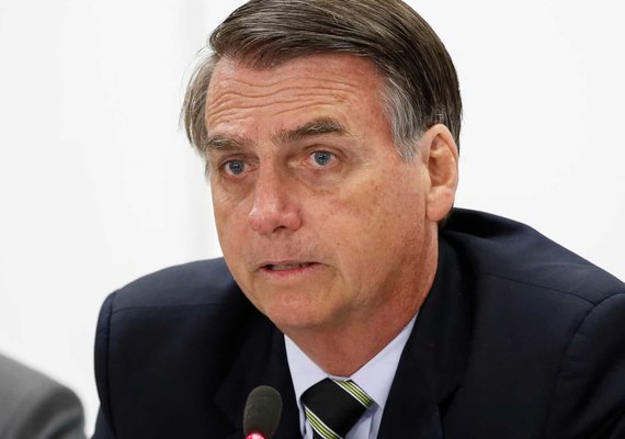 Nas redes sociais, Bolsonaro defende trabalho infantil