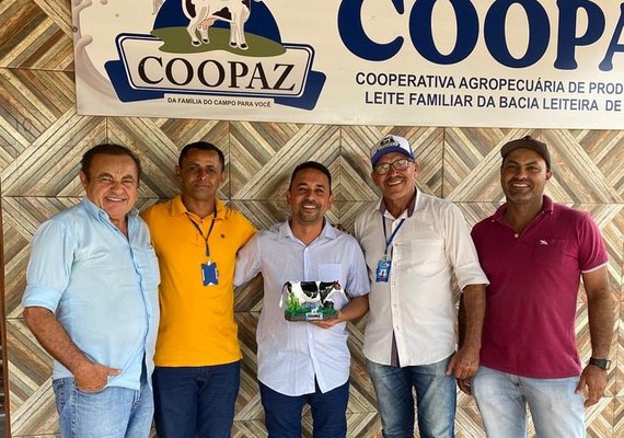 COOPAZ recebe visitantes para fortalecer o setor cooperativista